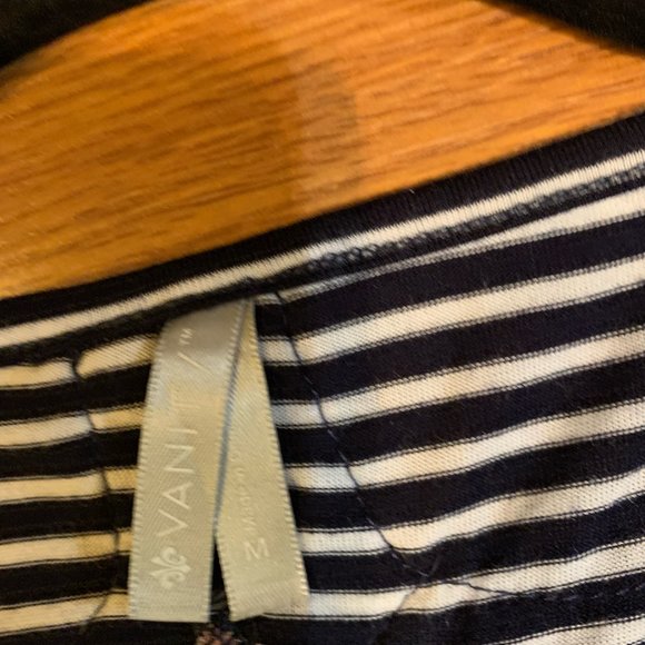 Striped Vanity Top Size Medium - Picture 2 of 3